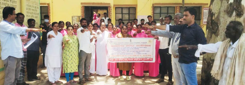 ದೇವರಬೆಳಕೆರೆಯಲ್ಲಿ ಮತದಾನ ಪ್ರತಿಜ್ಞಾ ವಿಧಿ