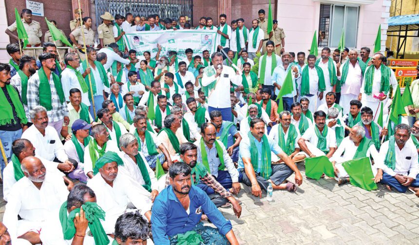 ಕೃಷಿ ಪಂಪ್‌ಸೆಟ್‌ಗಳಿಗೆ ಆಧಾರ್ ಜೋಡಣೆ ಆದೇಶಕ್ಕೆ ವಿರೋಧ