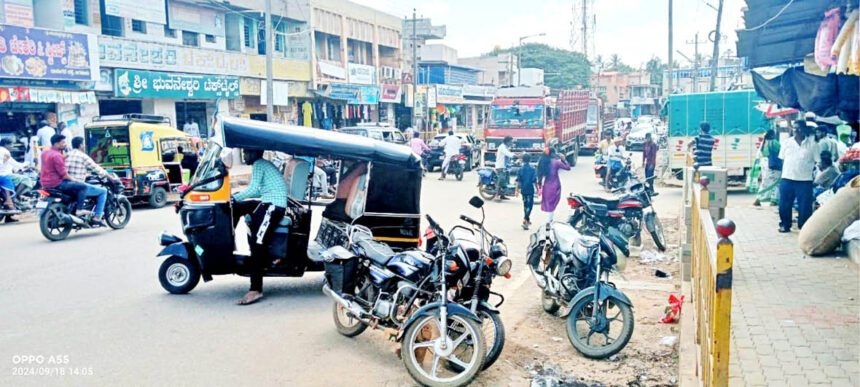 ಜಗಳೂರು ಮುಖ್ಯ ರಸ್ತೆ ವಿಸ್ತರಣೆ ಕಾಮಗಾರಿ ಟೆಂಡರ್ ಪ್ರಕ್ರಿಯೆ : ಶಾಸಕ ಬಿ.ದೇವೇಂದ್ರಪ್ಪ