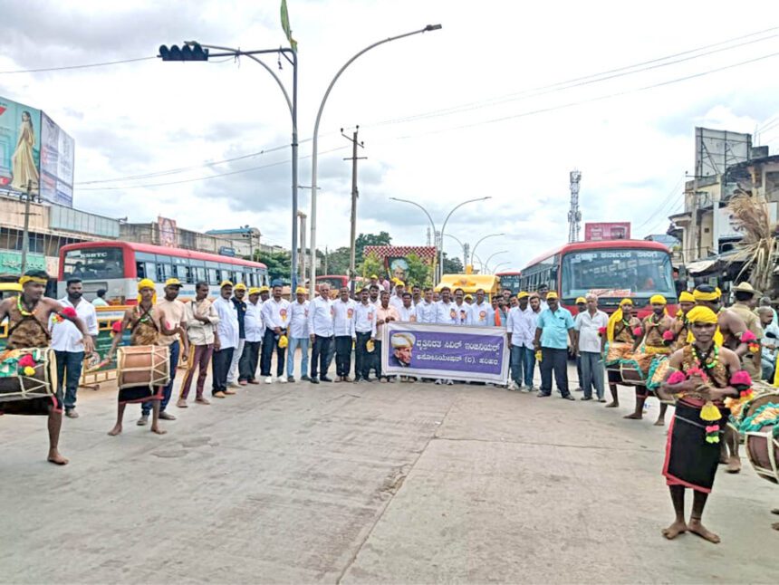 ಹರಿಹರದಲ್ಲಿ `ಇಂಜಿನಿಯರ್ಸ್‌ ಡೇ’ ಸರ್ ಎಂ.ವಿ. ಭಾವಚಿತ್ರದ ಮೆರವಣಿಗೆ