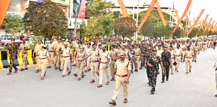 ನಗರದಲ್ಲಿ ಇಂದು ಶೋಭಾ ಯಾತ್ರೆ : ಪೊಲೀಸ್ ಪಥಸಂಚಲನ