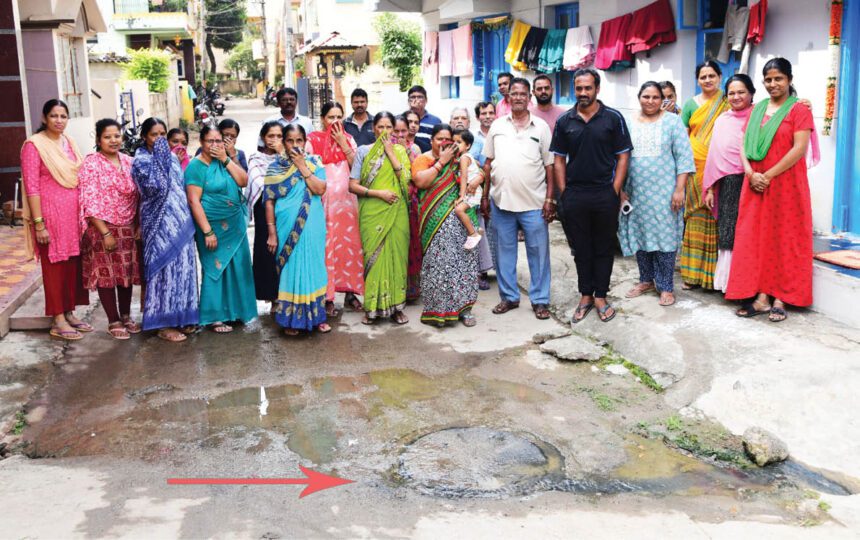 ಪಿಸಾಳೆ ಕಾಂಪೌಂಡ್ ಒಳಚರಂಡಿ ದುರಸ್ತಿಗೆ ಆಗ್ರಹಿಸಿ ಪ್ರತಿಭಟನೆ