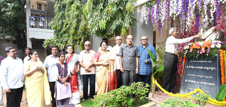 ಸಾಮಾಜಿಕ ಸಾಧನೆಗೆ ಸಾಧಕರ ಪರಿಚಯವು ಪ್ರೇರಕ