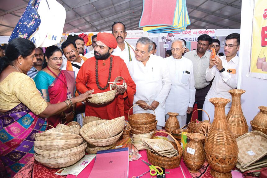 ಸ್ವಾವಲಂಬನೆಯಿಂದ ದೇಶದ ಅಭಿವೃದ್ಧಿ