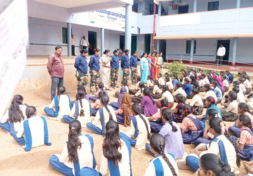 ದುರ್ಗಾ ಪಡೆಯಿಂದ ಕಾನೂನು ಅರಿವು