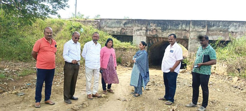 ಕಾಮಗಾರಿ ಪರಿಶೀಲಿಸಿದ ಮೇಯರ್