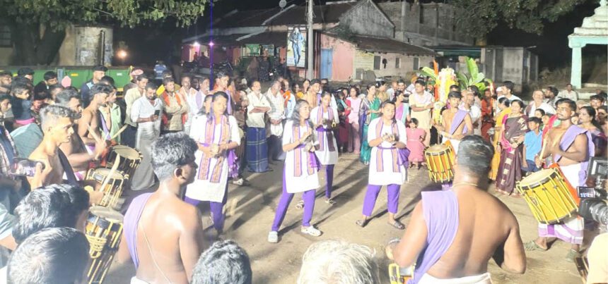 ಜಿಗಳಿಯಲ್ಲಿ ಸಂಭ್ರಮದ ಮೆರವಣಿಗೆ, ಗುಗ್ಗಳ