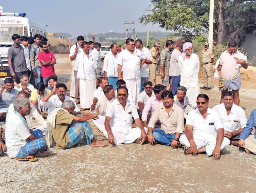 ನೇರ ಬ್ರಿಡ್ಜ್‌ ನಿರ್ಮಾಣಕ್ಕೆ ಗ್ರಾಮಸ್ಥರ ಆಗ್ರಹ