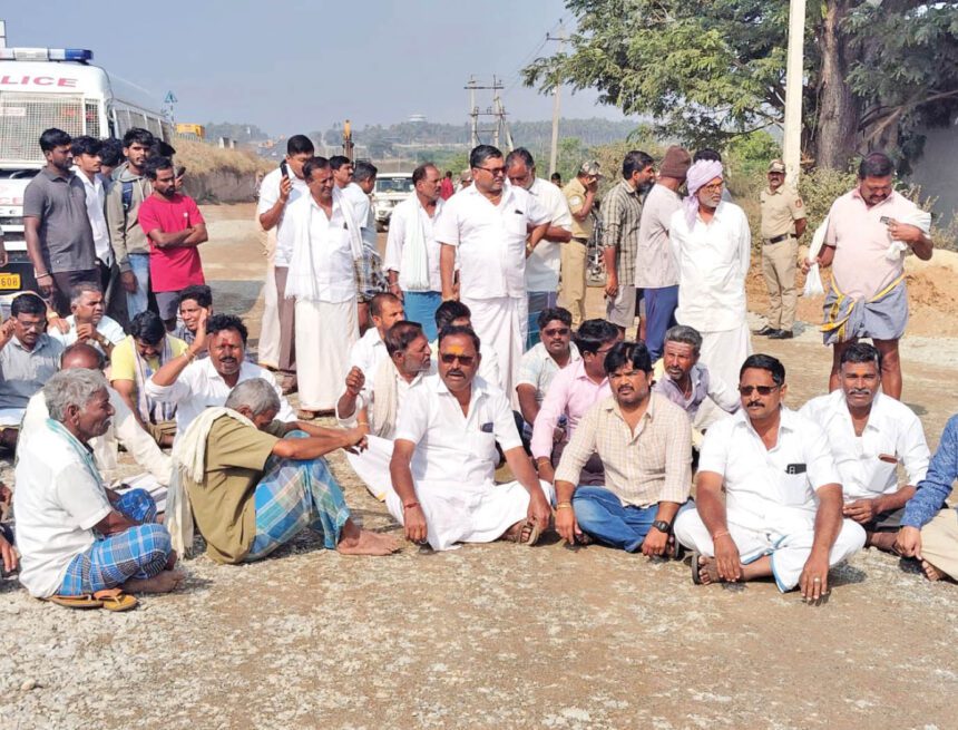 ನೇರ ಬ್ರಿಡ್ಜ್‌ ನಿರ್ಮಾಣಕ್ಕೆ ಗ್ರಾಮಸ್ಥರ ಆಗ್ರಹ