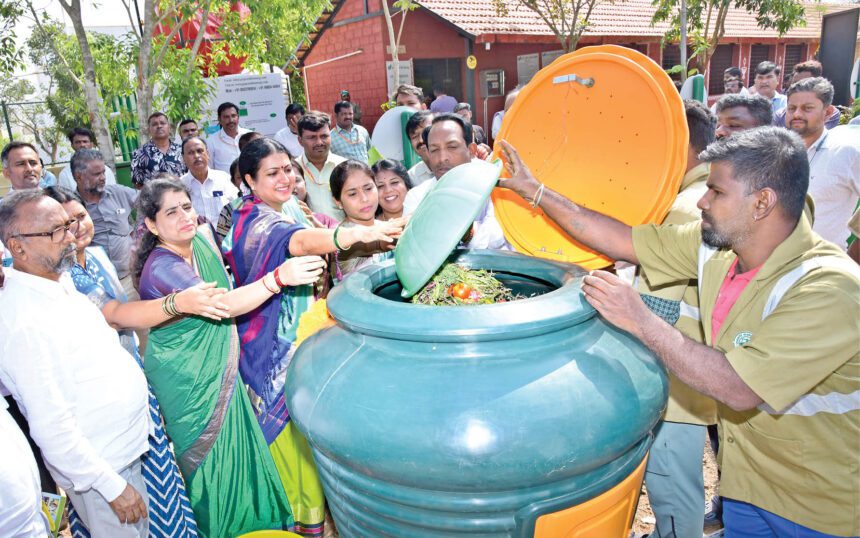 ಕಸ ಮುಕ್ತ ನಗರವನ್ನಾಗಿಸಲು ಕ್ರಿಯಾಯೋಜನೆ  ತಯಾರಿಸುವಂತೆ ಸಂಸದೆ ಡಾ. ಪ್ರಭಾ ನಿರ್ದೇಶನ