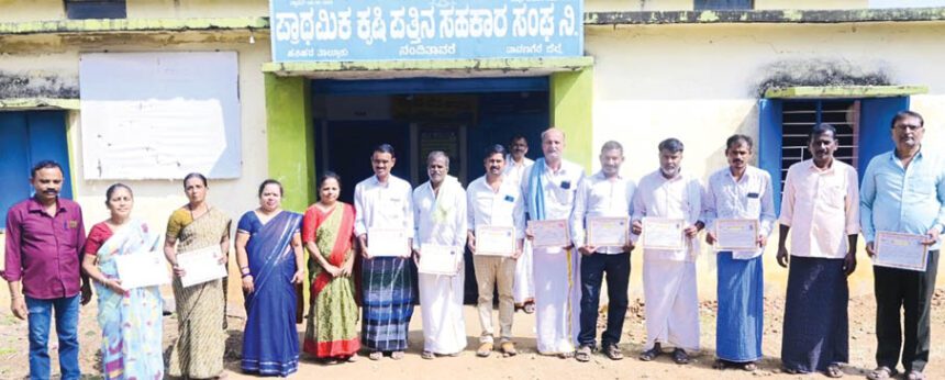 ನಂದಿತಾವರೆ ಪಿಎಸಿಎಸ್  ಅಧ್ಯಕ್ಷರಾಗಿ ಎನ್.ಪಿ. ಶಿವನಗೌಡ