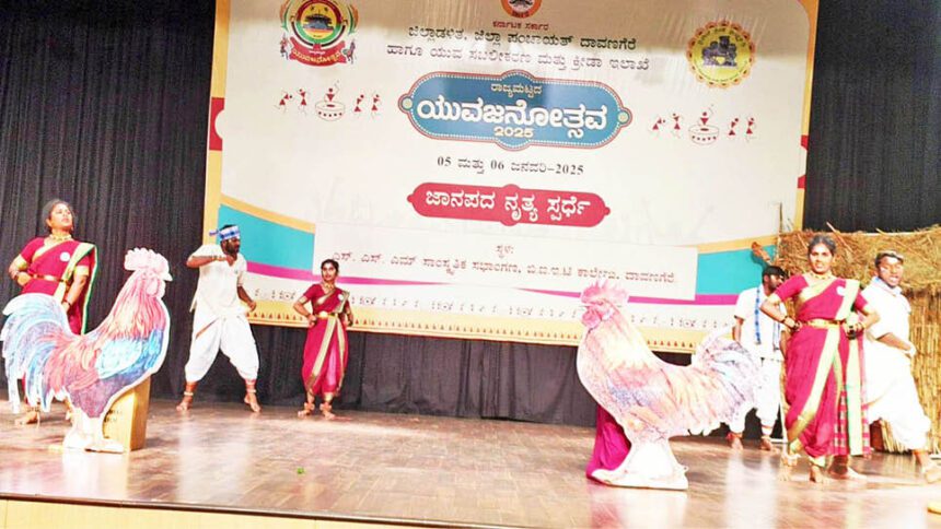 ಕೋಳಿ ಜೂಜಾಟದ ಸಂಕಷ್ಟ ಅನಾವರಣಗೊಳಿಸಿದ ಗೀತೆ