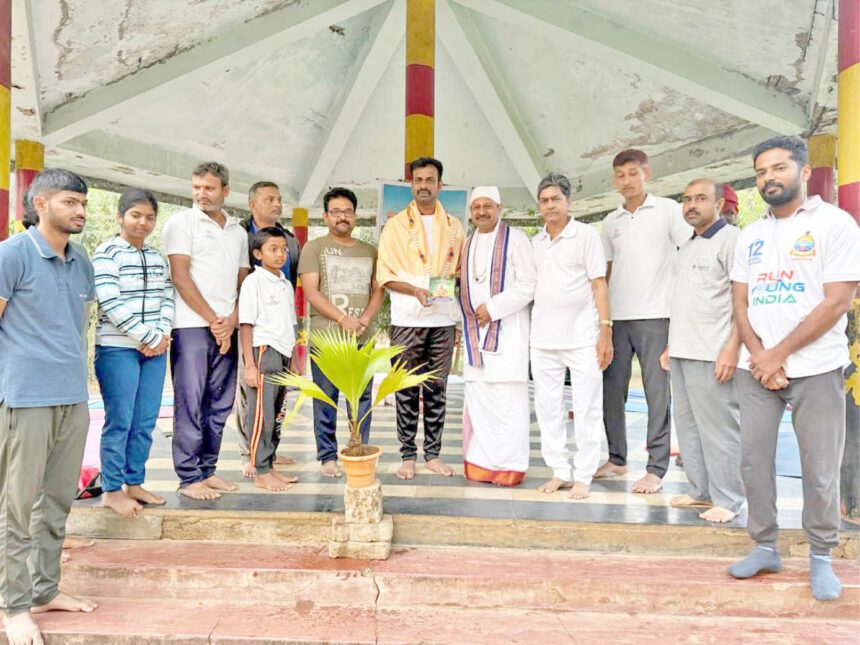 ಒತ್ತಡದ ಬದುಕಿಗೆ ಯೋಗಾಭ್ಯಾಸ ಸಹಕಾರಿ